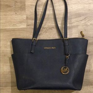 Michael Kors shoulder tote
